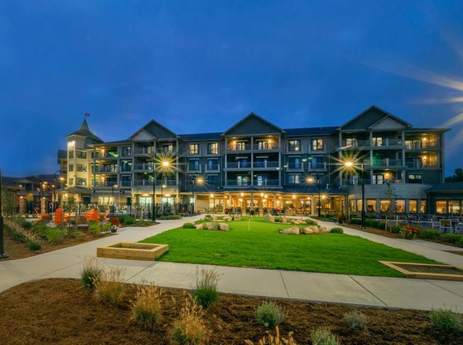 Chautauqua Harbor Hotel, Celoron, New York